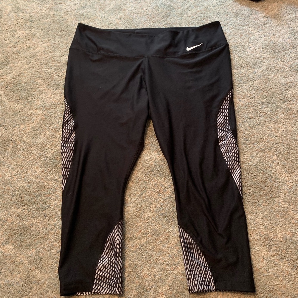 Nike Capri leggings plus size